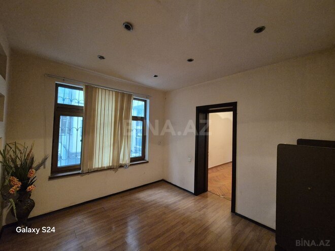 Satılır 3 otaqlı köhnə tikili 80 m², Nizami m., photo 6 from 12
