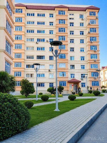 Продаётся 3-комн. вторичка 80 м², м. Мемар Аджеми, photo 1 from 10