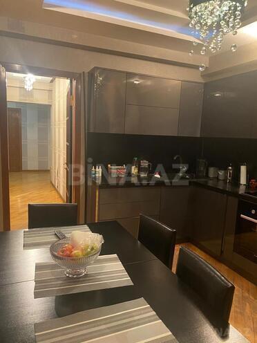 Продаётся 3-комн. новостройка 101 м², Хатаинский р., photo 8 from 10