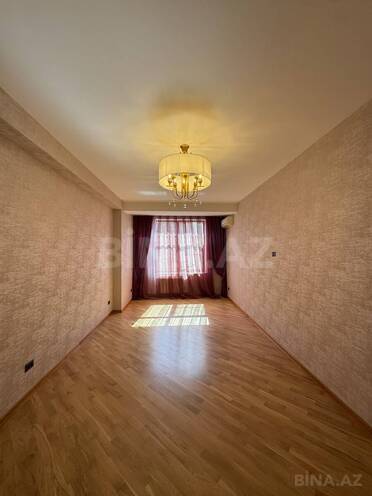 Satılır 4 otaqlı yeni tikili 245 m², 28 May m., photo 6 from 31
