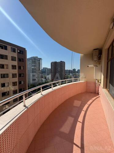 Satılır 4 otaqlı yeni tikili 245 m², 28 May m., photo 28 from 31