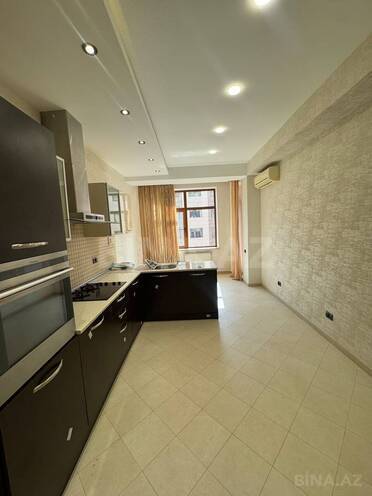 Satılır 4 otaqlı yeni tikili 245 m², 28 May m., photo 12 from 31