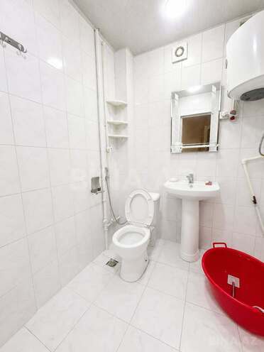 Satılır 2 otaqlı köhnə tikili 50 m², Qaraçuxur q., photo 9 from 10