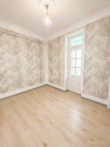 Satılır 2 otaqlı köhnə tikili 50 m², Qaraçuxur q., photo 4 from 10
