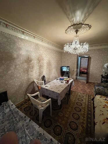 Satılır 3 otaqlı köhnə tikili 85 m², Xalqlar Dostluğu m., photo 1 from 14