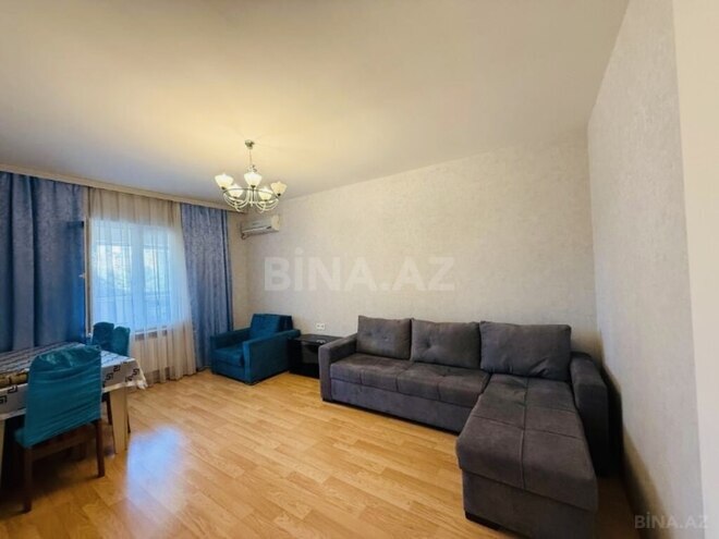 Продаётся 4-комн. вторичка 100 м², м. Мемар Аджеми, photo 1 from 12