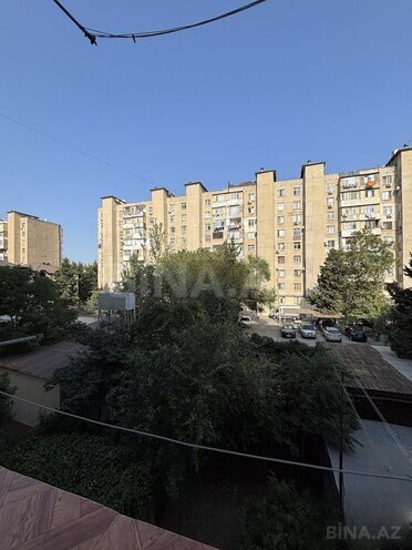Satılır 2 otaqlı köhnə tikili 60 m², Əhmədli m., photo 12 from 13