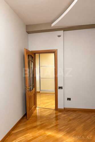 Продаётся 4-комн. новостройка 220 м², м. Нариман Нариманов, photo 15 from 19