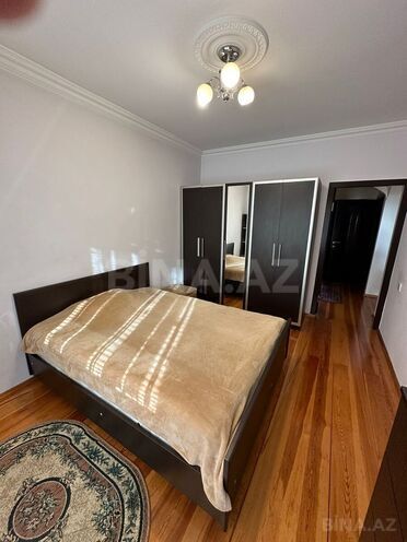 Satılır 3 otaqlı köhnə tikili 90 m², Xalqlar Dostluğu m., photo 8 from 24