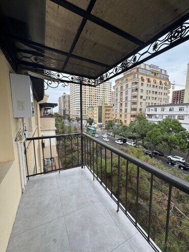 Satılır 2 otaqlı köhnə tikili 45 m², Elmlər Akademiyası m., photo 16 from 17