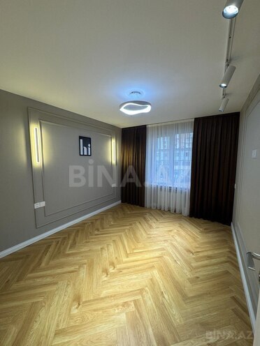 Satılır 2 otaqlı köhnə tikili 45 m², Elmlər Akademiyası m., photo 1 from 17