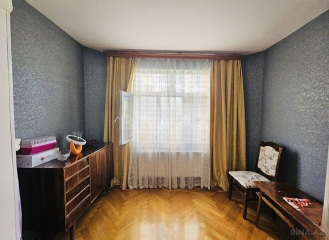 Satılır 3 otaqlı köhnə tikili 75 m², Elmlər Akademiyası m., photo 3 from 11