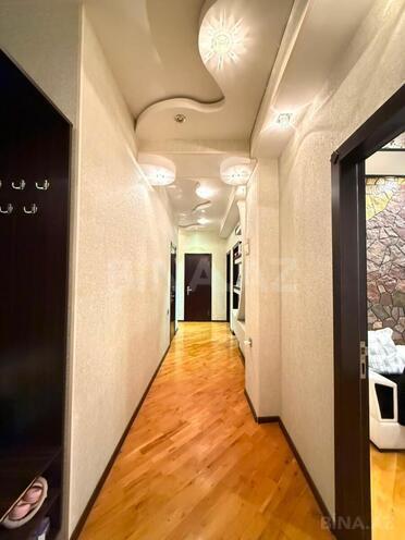 Продается 3-комн. новостройка 110 м², м. Ази Асланов, photo 9 from 16