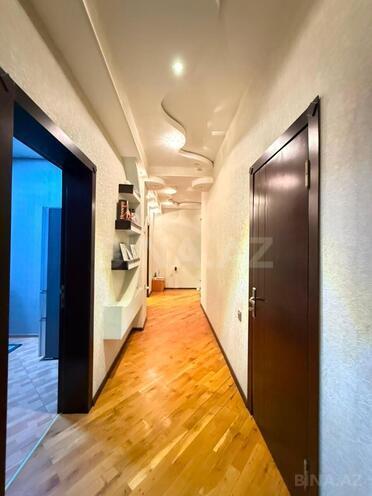 Продается 3-комн. новостройка 110 м², м. Ази Асланов, photo 8 from 16