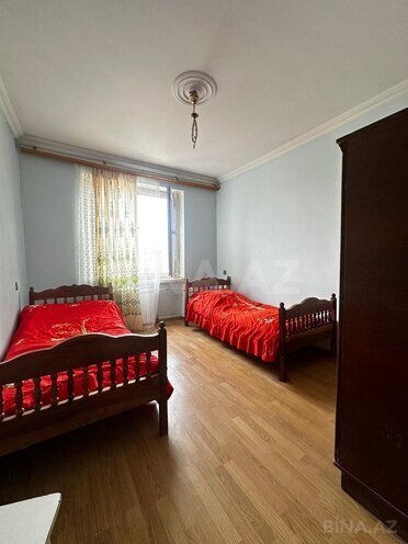 Продаётся 2-комн. вторичка 60 м², м. Иншаатчылар, photo 4 from 9
