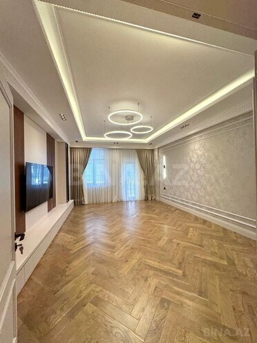 Продаётся 4-комн. новостройка 185 м², м. Элмляр Академиясы, photo 13 from 18