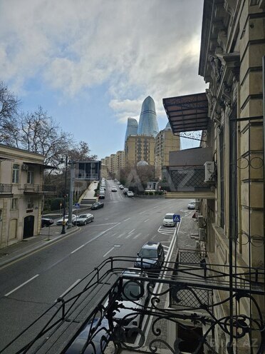 Продаётся 4-комн. вторичка 145 м², м. Ичеришехер, photo 26 from 32