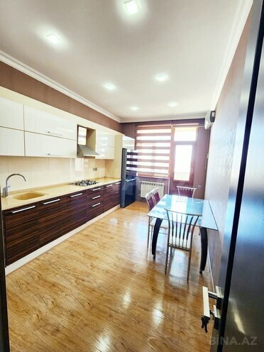 İcarəyə verilir 3 otaqlı yeni tikili 130 m², 28 May m., photo 5 from 13