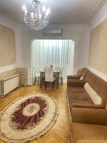 Сдаётся 2-комн. новостройка 70 м², пос. 8-й мкр, photo 1 from 9