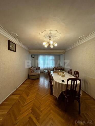 Продаётся 3-комн. вторичка 90 м², м. Иншаатчылар, photo 3 from 24
