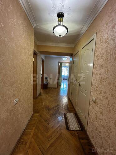 Продаётся 3-комн. вторичка 90 м², м. Иншаатчылар, photo 10 from 24