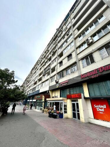 Продаётся 3-комн. вторичка 90 м², м. Иншаатчылар, photo 1 from 24