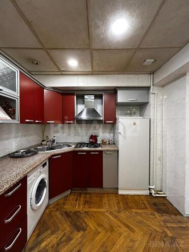 Продаётся 3-комн. вторичка 90 м², м. Иншаатчылар, photo 12 from 24