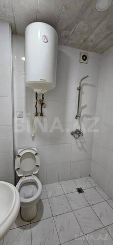 Satılır 2 otaqlı köhnə tikili 60 m², İnşaatçılar m., photo 8 from 9