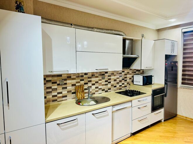 Сдаётся 3-комн. новостройка 110 м², м. 20 января, photo 4 from 32