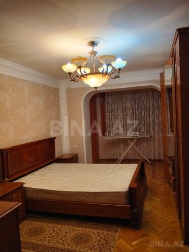 Сдаётся 3-комн. вторичка 95 м², м. Элмляр Академиясы, photo 4 from 8