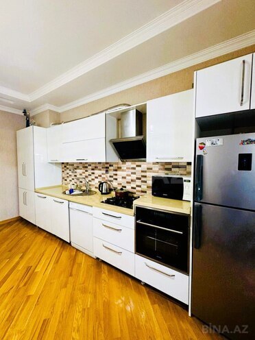 Сдаётся 3-комн. новостройка 110 м², м. 20 января, photo 5 from 16