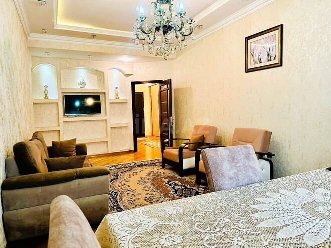 Сдаётся 3-комн. новостройка 110 м², м. 20 января, photo 3 from 16