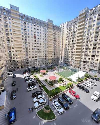 Продаётся 2-комн. новостройка 75 м², м. Кара Караев, photo 1 from 23