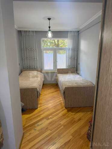 Продаётся 2-комн. вторичка 52 м², м. Нариман Нариманов, photo 1 from 8