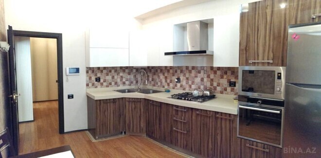 Сдаётся 3-комн. новостройка 150 м², м. Элмляр Академиясы, photo 18 from 28