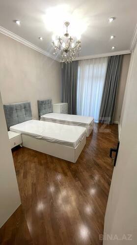 Сдаётся 3-комн. новостройка 148 м², м. 8 ноября, photo 11 from 15