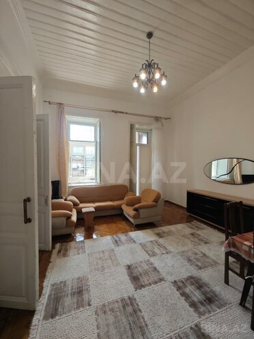 Сдаётся 2-комн. вторичка 90 м², м. Низами, photo 4 from 13