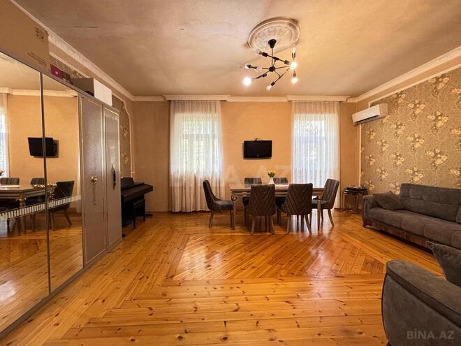 Satılır 3 otaqlı köhnə tikili 80 m², Nəsimi r., photo 1 from 19
