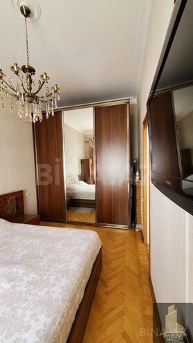 Satılır 2 otaqlı köhnə tikili 55 m², Sahil m., photo 19 from 30