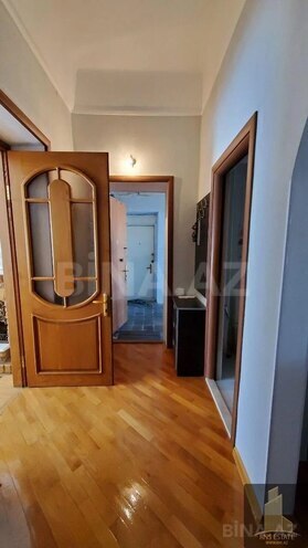 Satılır 2 otaqlı köhnə tikili 55 m², Sahil m., photo 29 from 30