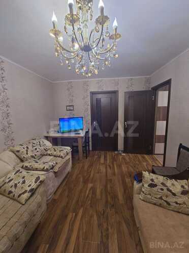Сдаётся 4-комн. вторичка 75 м², м. Нариман Нариманов, photo 1 from 26