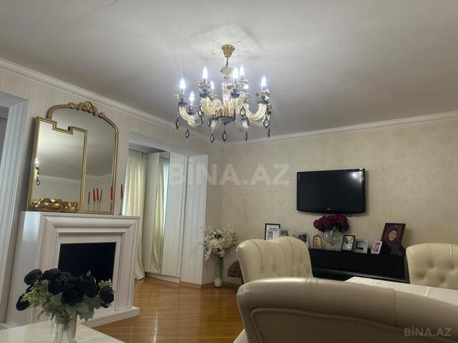 Satılır 4 otaqlı köhnə tikili 110 m², İnşaatçılar m., photo 4 from 31