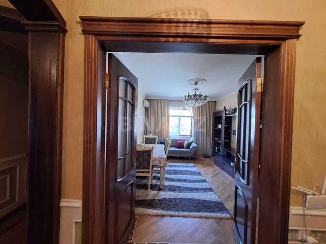 Satılır 5 otaqlı köhnə tikili 120 m², Xalqlar Dostluğu m., photo 23 from 31