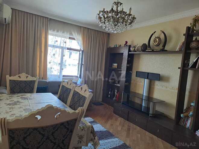 Satılır 5 otaqlı köhnə tikili 120 m², Xalqlar Dostluğu m., photo 16 from 31