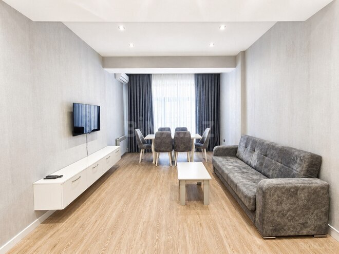 Сдается 2-комн. новостройка 83 м², м. Шах Исмаил Хатаи, photo 1 from 13