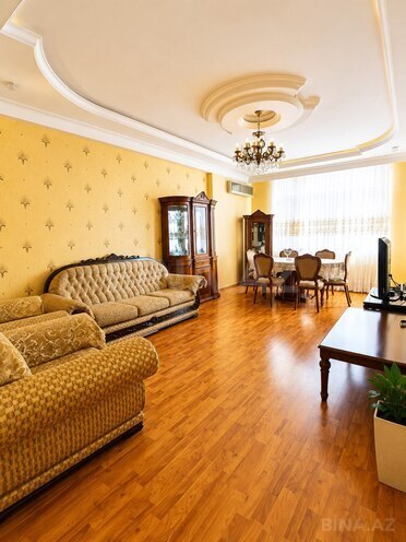 Satılır 2 otaqlı yeni tikili 87 m², 8 Noyabr m., photo 1 from 11