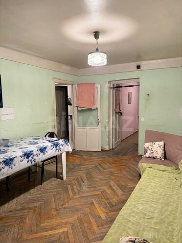 Satılır 3 otaqlı köhnə tikili 68 m², İnşaatçılar m., photo 3 from 11