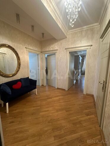 Сдаётся 3-комн. новостройка 145 м², м. 8 ноября, photo 15 from 19