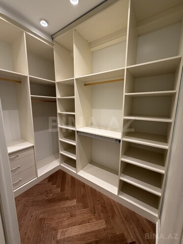 Продаётся 4-комн. новостройка 205 м², м. Элмляр Академиясы, photo 15 from 21
