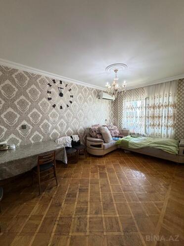 Продаётся 3-комн. вторичка 80 м², м. Ази Асланов, photo 1 from 17